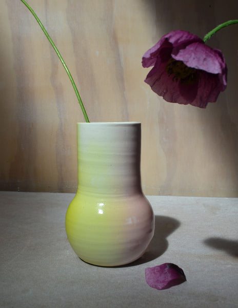 Bulb vase